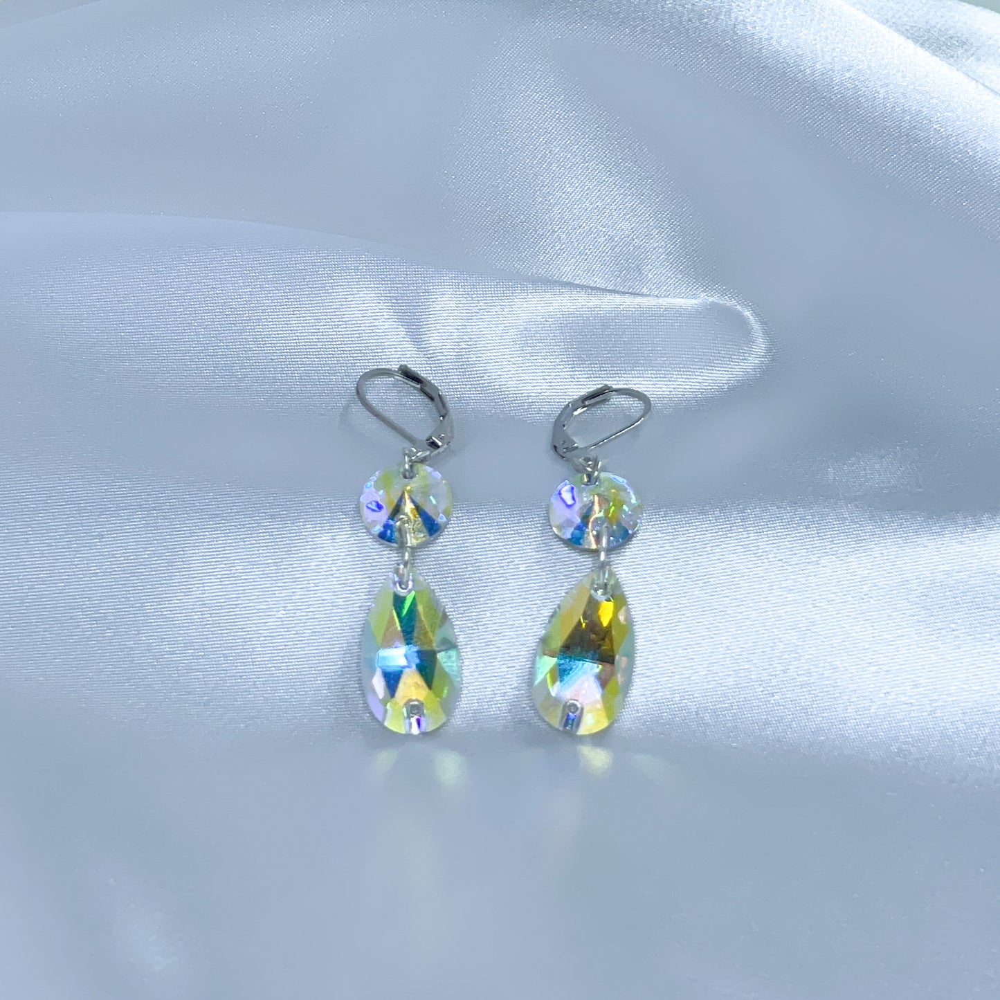 Lucy earrings (Crystal AB)