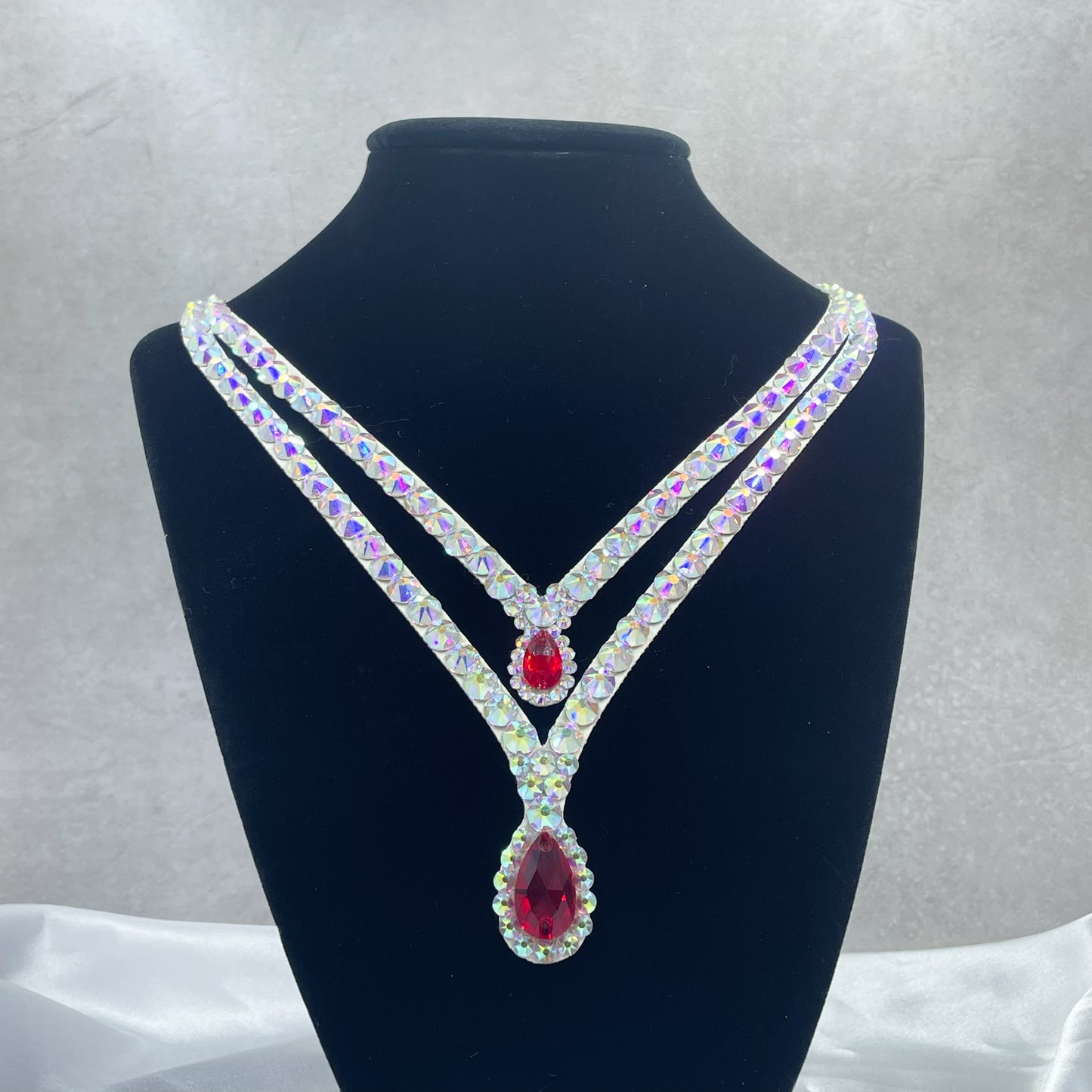 Magnolia necklace