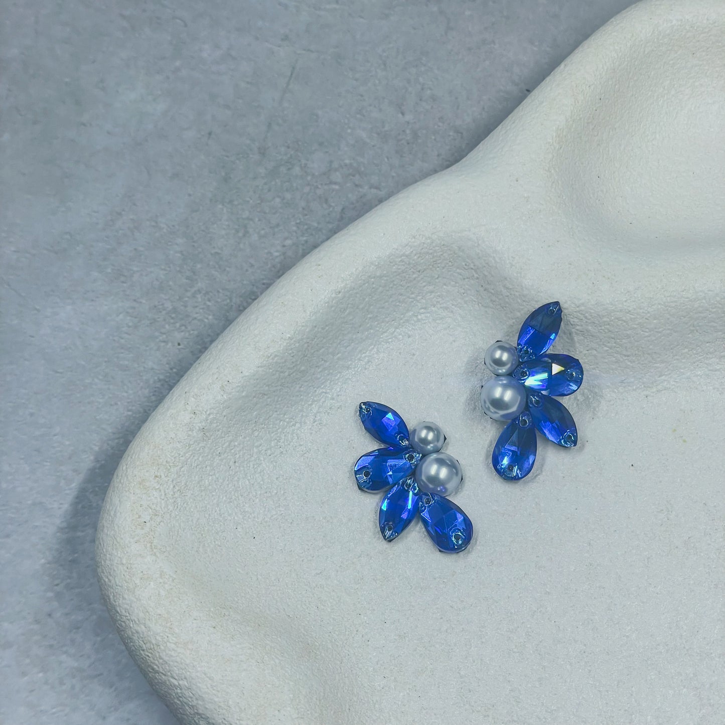 Daphne earrings