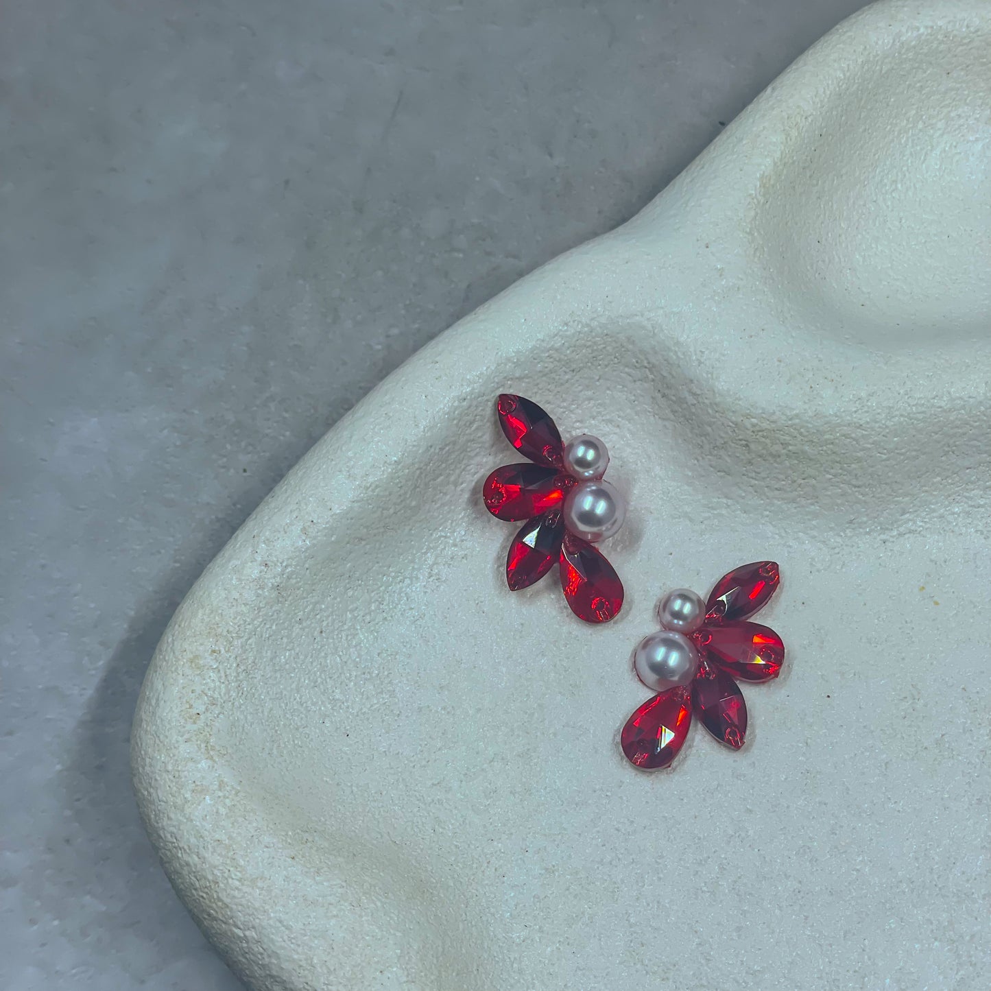 Daphne earrings