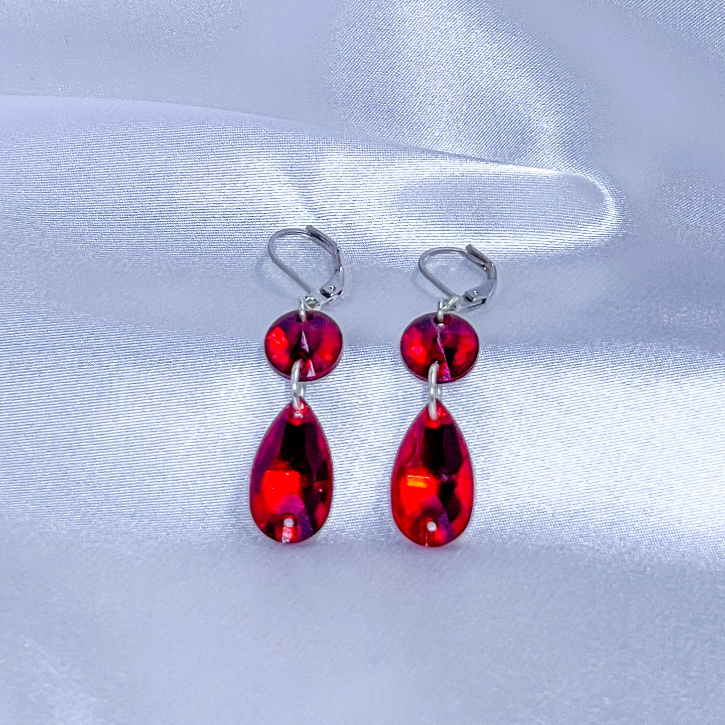 Lucy earrings (Red)
