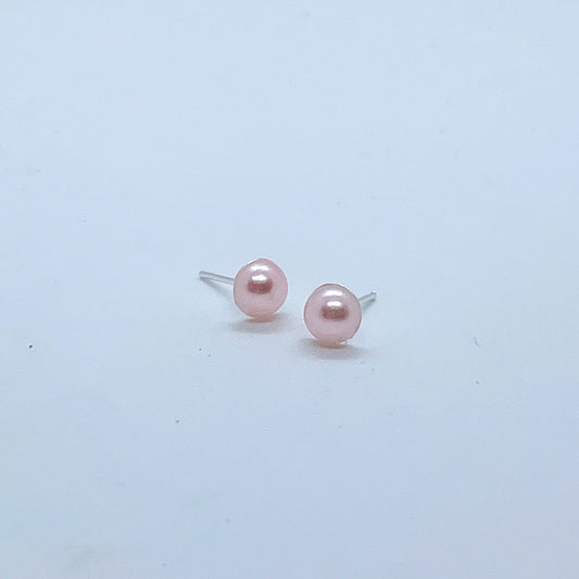 Lilith stud earrings (Pastel Pink)